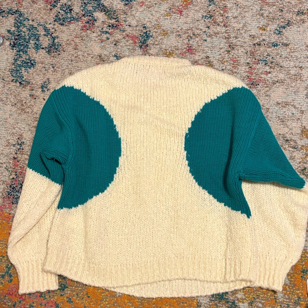 Weekend house sweater - Picture 3 of 5